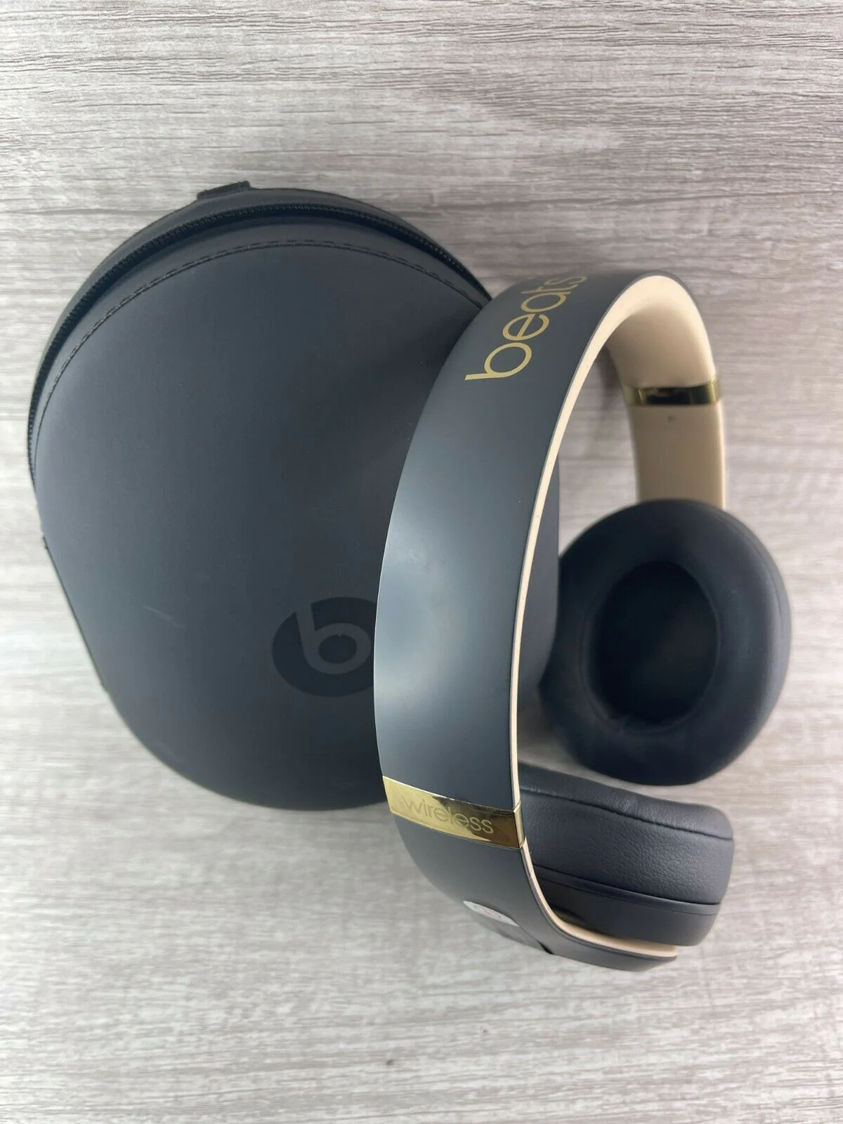 Beats by Dr. Dre - Beats Studio³ Wireless Noise Cancelling Headphones - Image 3
