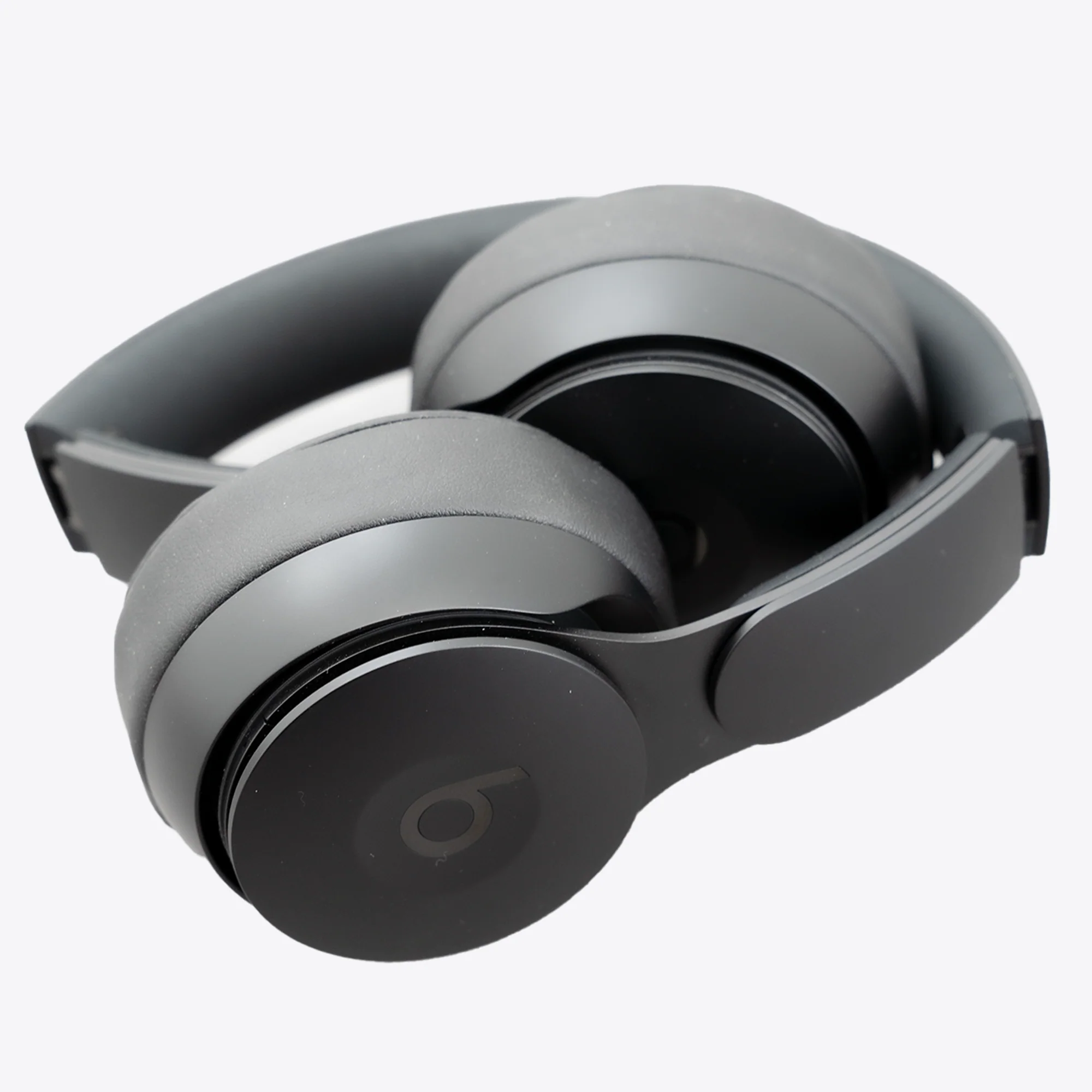 Beats Solo Pro - Black(Open Box) - Image 2