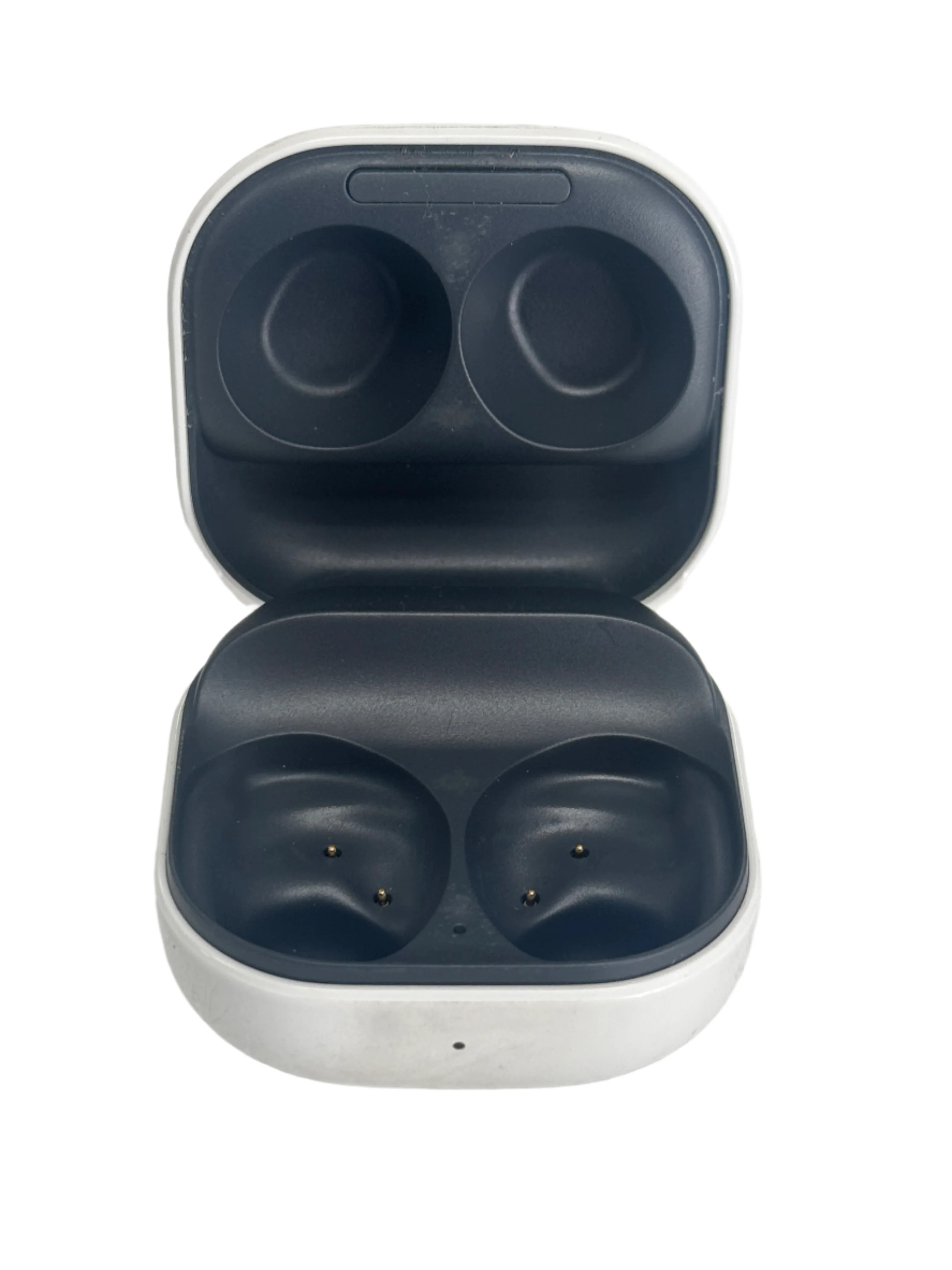 Galaxy Buds FE Charging Case Replacement Slightly Used - Image 3
